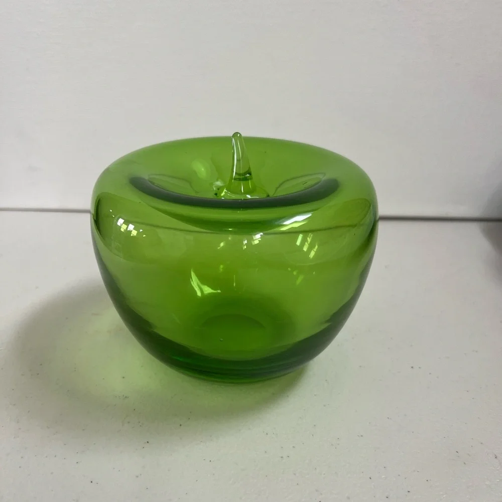 Z-Gallerie Green Glass Apple Paperweight